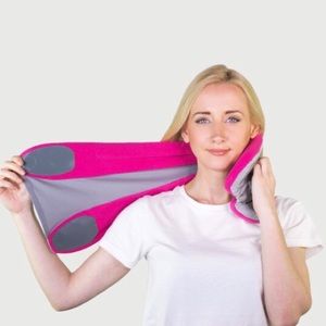 Trtl Plus Neck Support Travel Pillow in Teal/Pink/Gray